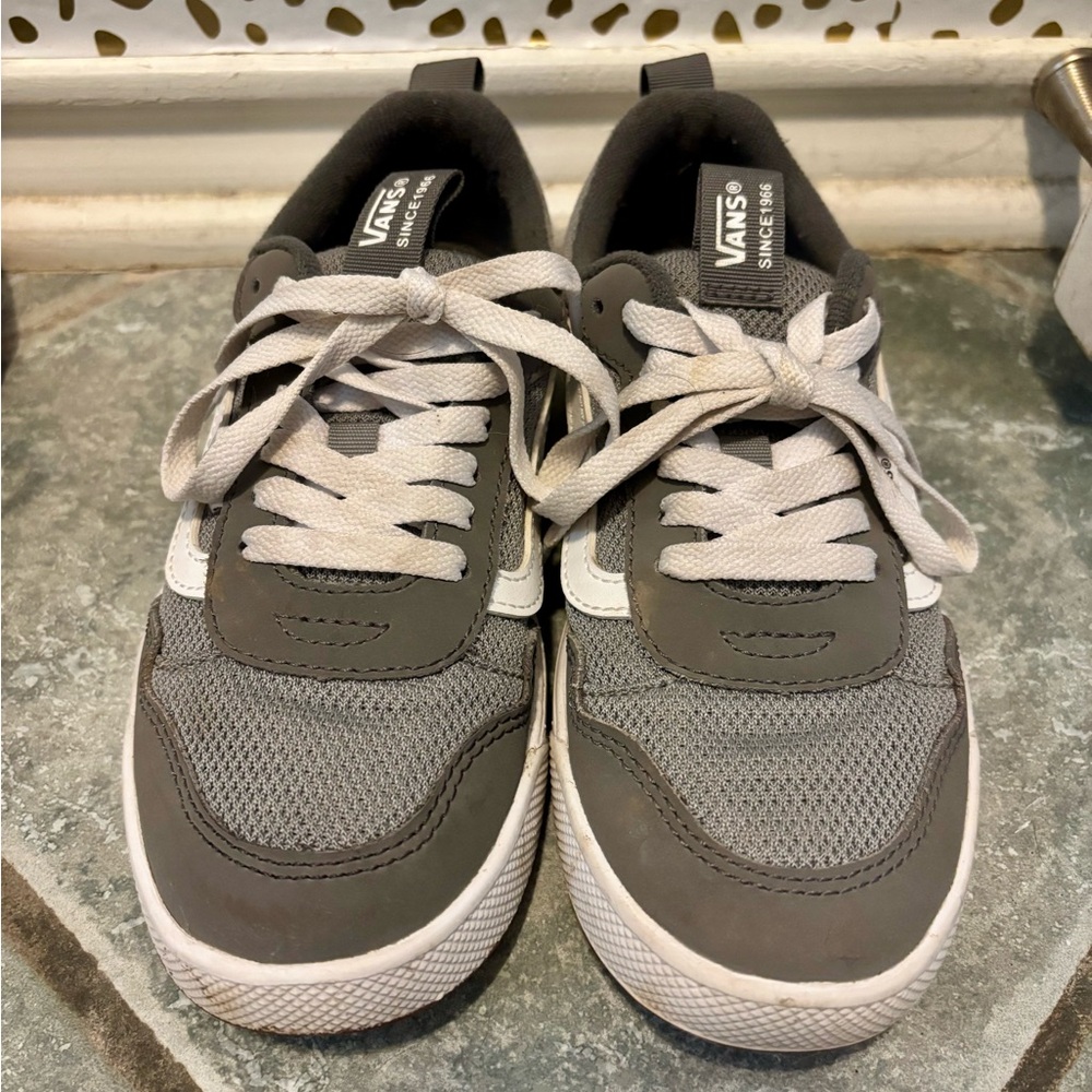 Vans Kids Sneakers Gray and White